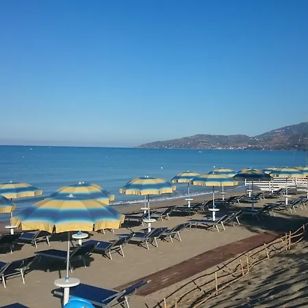 Camping Village Torre Di Velia Ascea