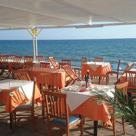 Camping Village Torre Di Velia * Ascea