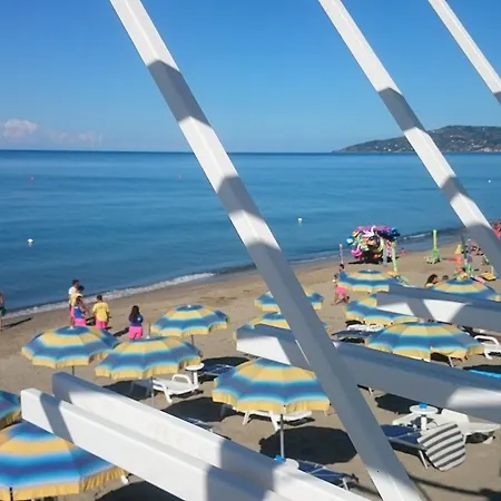 مكان تخييم Camping Village Torre Di Velia *